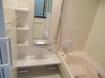 断然暖かく、居心地もよく、快適バスライフを手に入れる事ができました。